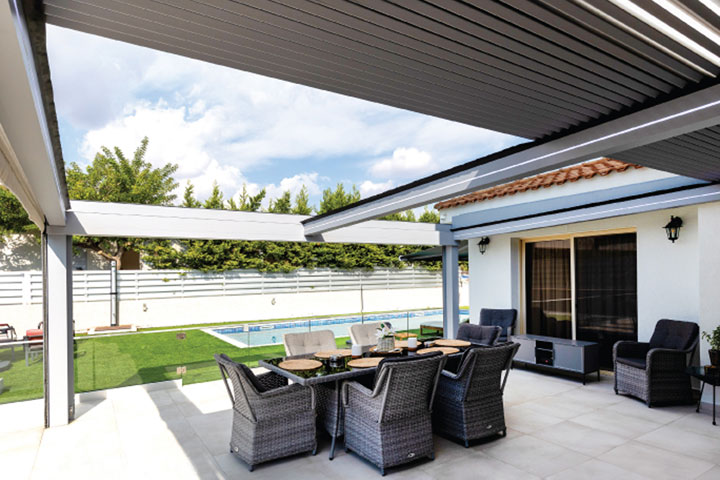 Open Roof: Βιοκλιματική Πέργκολα. Η τέχνη της σκίασης, επαναπροσδιορίζεται! από την LAMDA ΛΕΒΕΝΤΗΣ