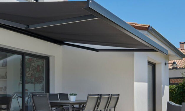 Moναδικά μονόχρωμα πολυεστερικά υφάσματα  σκίασης Protection Solids & Solids 1000  διπλής επίστρωσης σε κάθε πλευρά